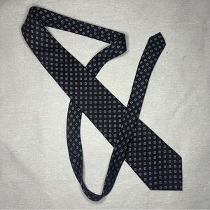 John Weitz Tie  100% Silk Made in USA